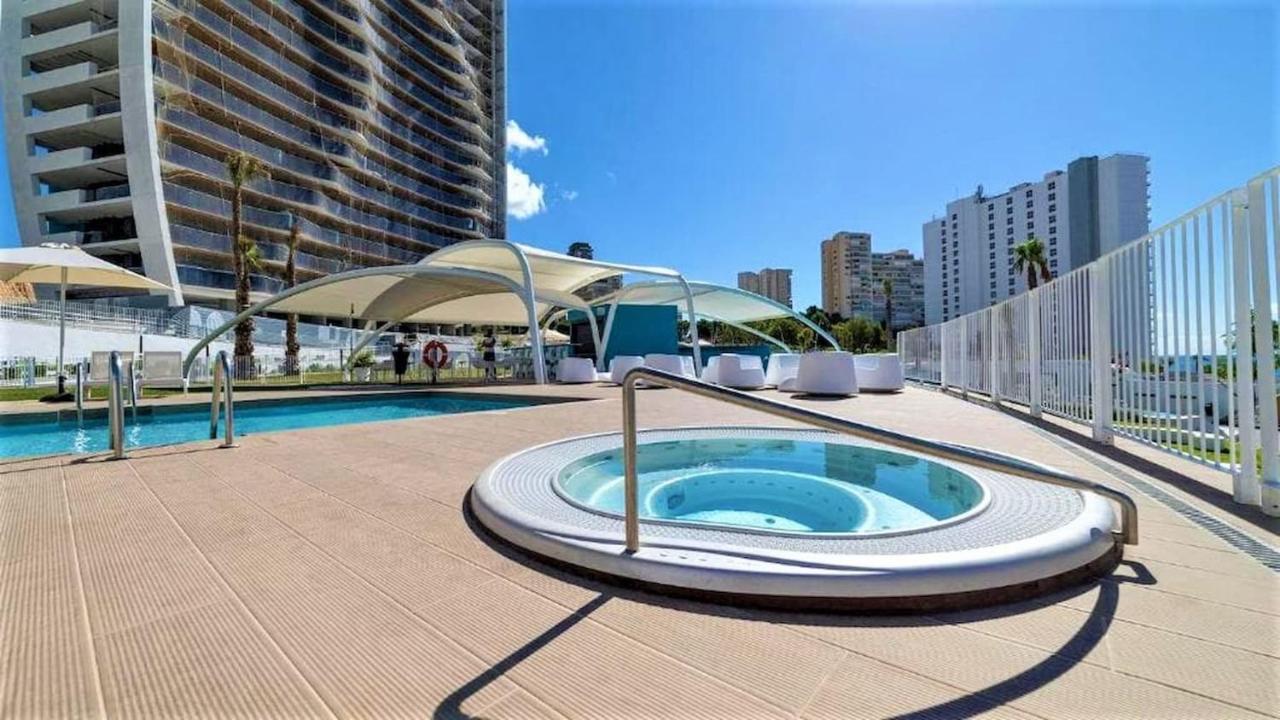 בנידורם Apartamentos Sunset Waves By Sonneil Rentals מראה חיצוני תמונה