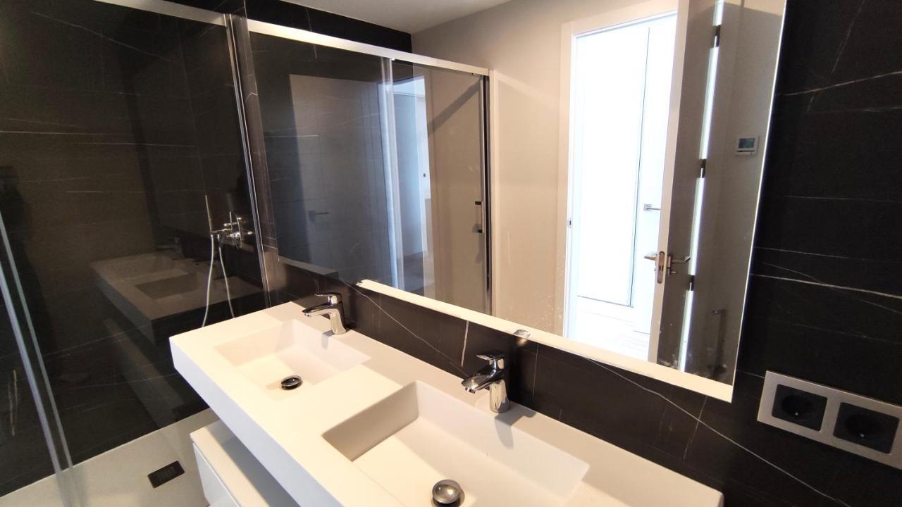 בנידורם Apartamentos Sunset Waves By Sonneil Rentals מראה חיצוני תמונה